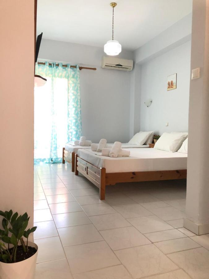 Vrasná Thealos Inn מראה חיצוני תמונה