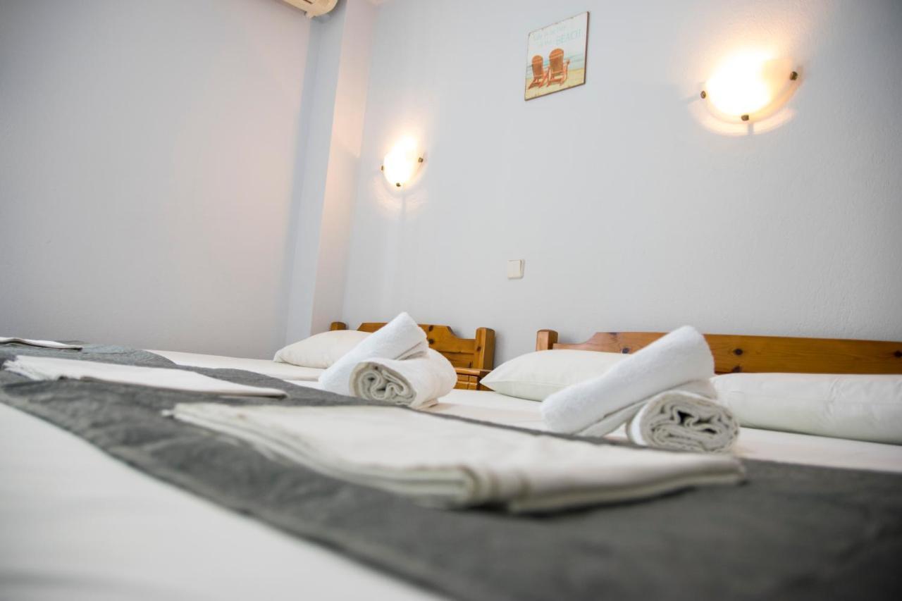 Vrasná Thealos Inn מראה חיצוני תמונה