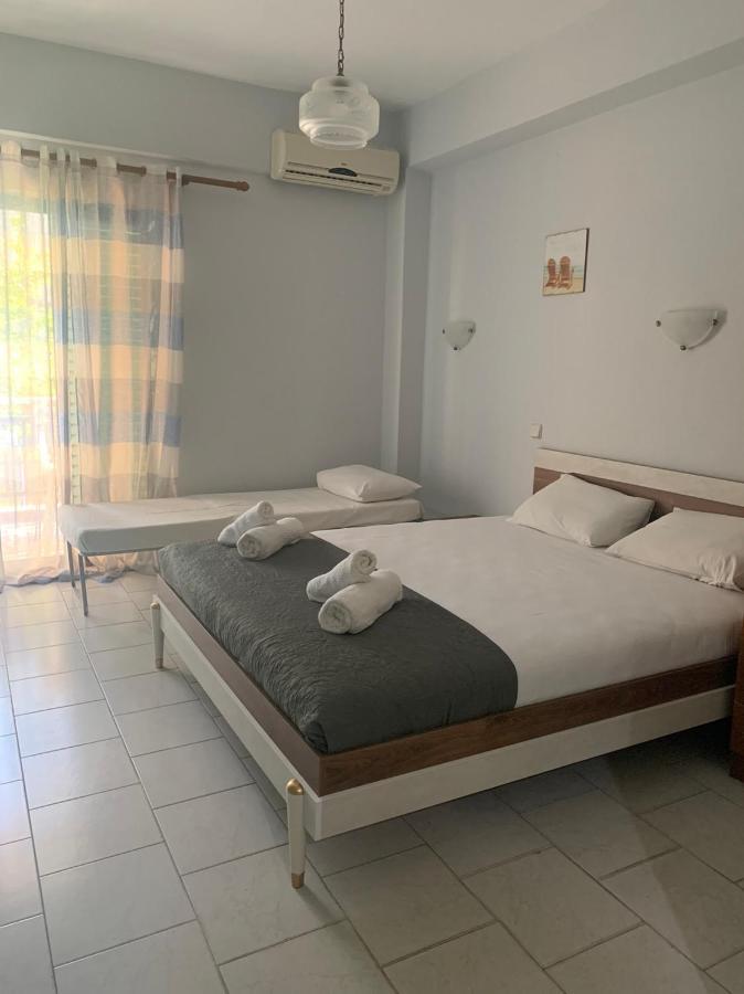 Vrasná Thealos Inn מראה חיצוני תמונה